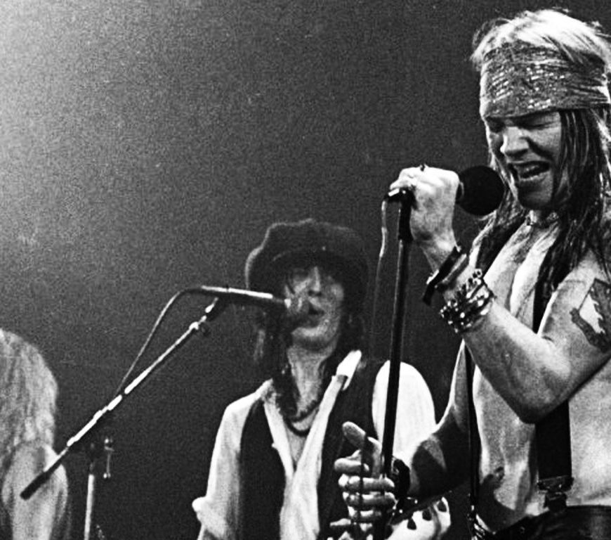 GUNS N' ROSES