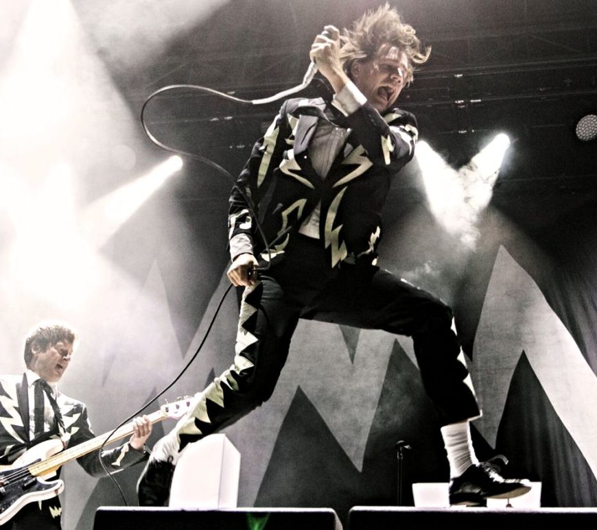 THE HIVES