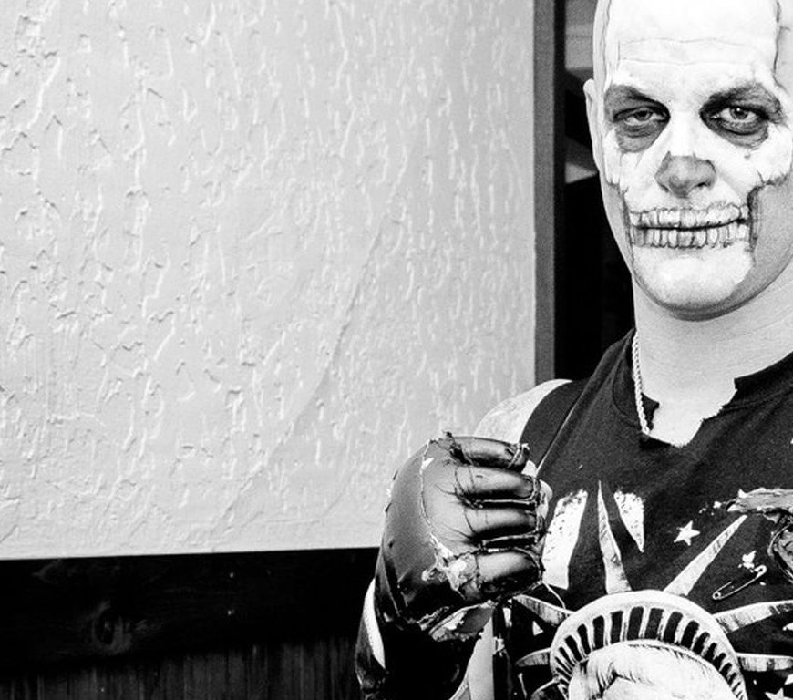 MICHALE GRAVES