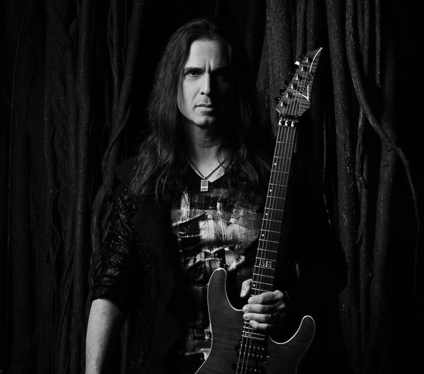 KIKO LOUREIRO