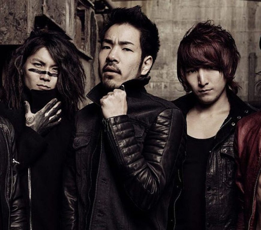 CROSSFAITH