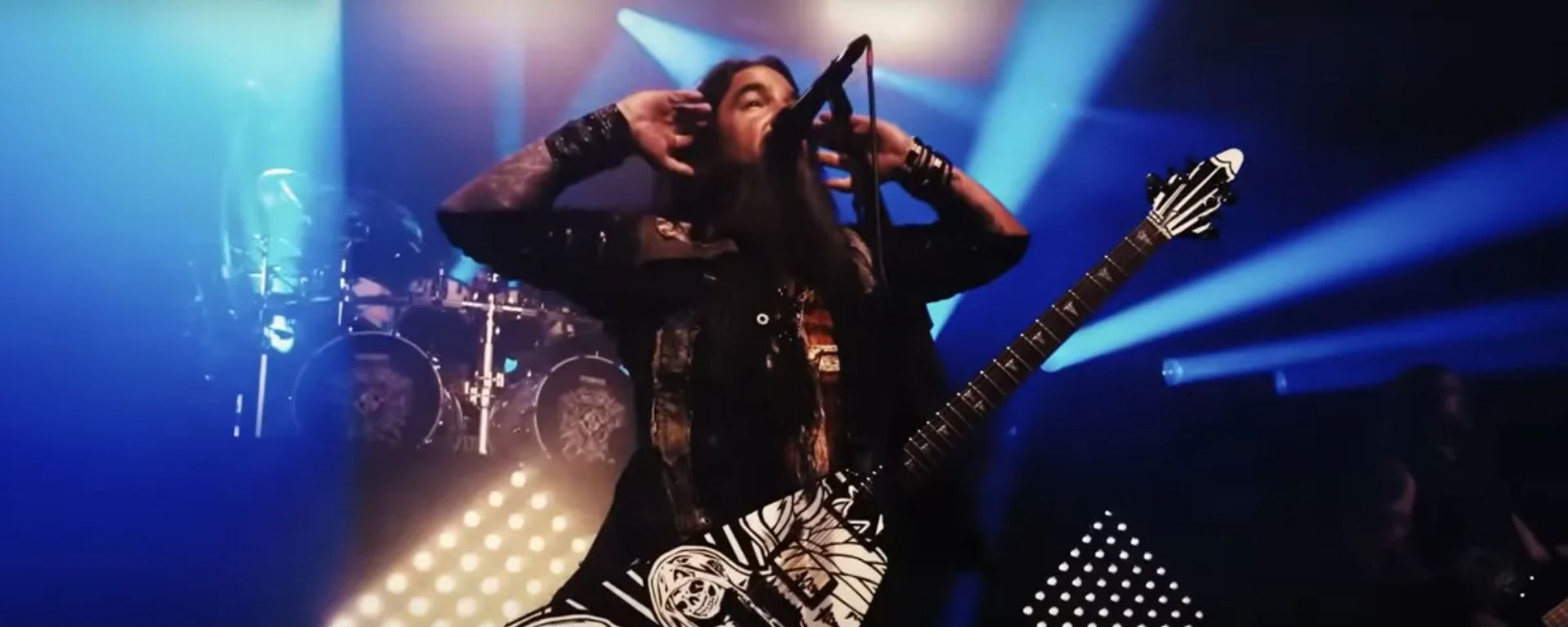 MACHINE HEAD