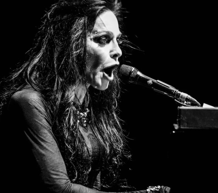 DIAMANDA GALÁS